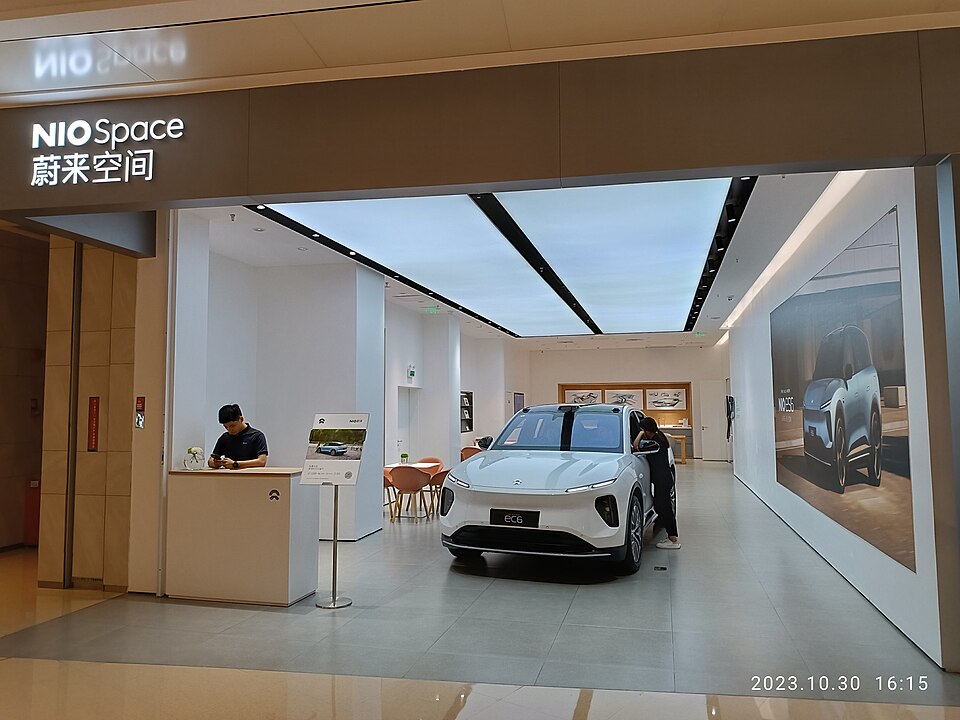 NIO Space showroom at Longgang MixC in Shenzhen